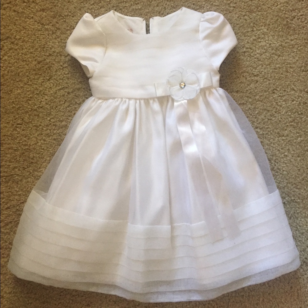 White flower girl dress